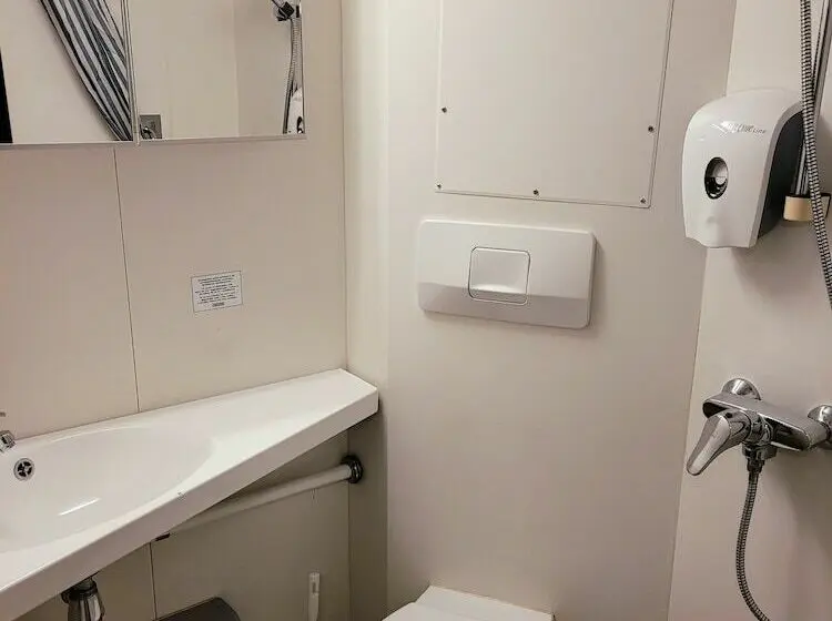 スタンダード４人部屋, Laivahostel S/s Bore