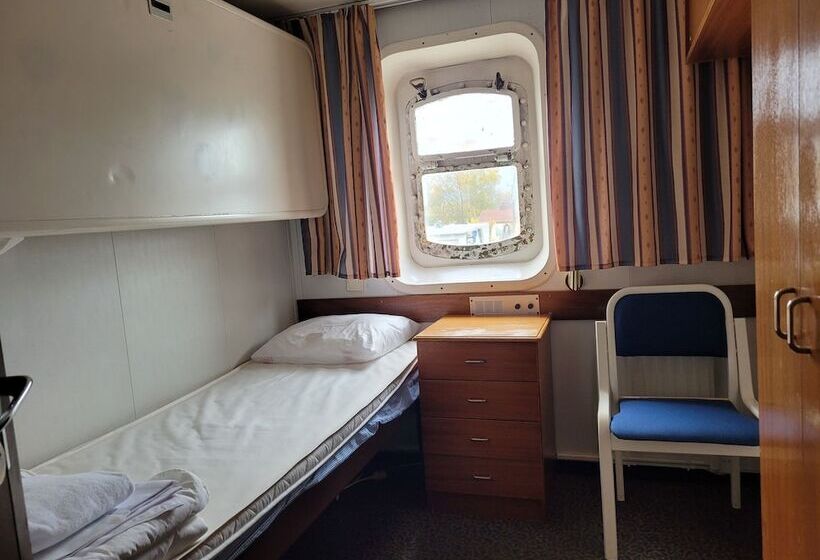 Номер Стандарт Индивидуальный, Laivahostel S/s Bore