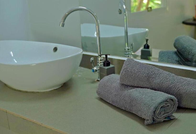 ویلای 1 خوابه با چشم‌انداز دریا, Samloem Laguna Resort