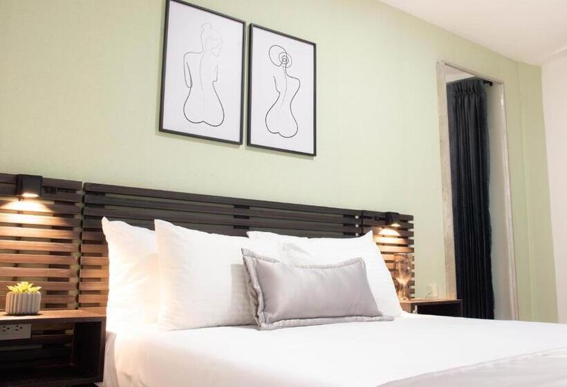 스탠다드 스튜디오, Encanto