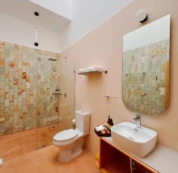 Sviitti Parveke, Sauvé Casa Boutique