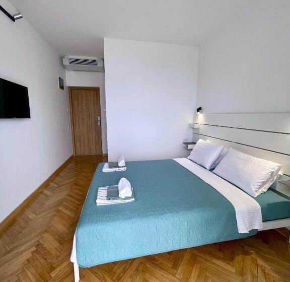 اتاق سوپریور با تخت بزرگ, Ancora