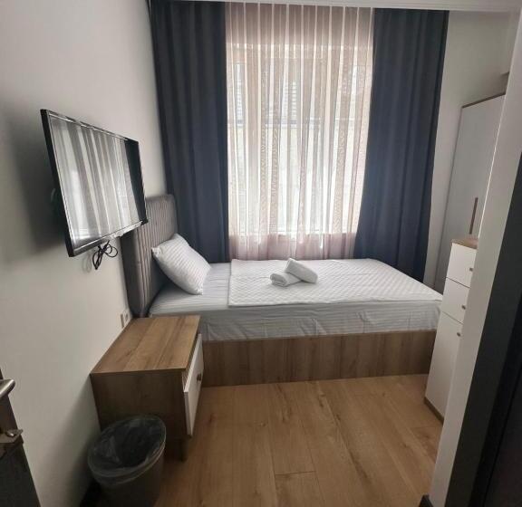 اتاق استاندارد یک نفره, Davidson Boutique