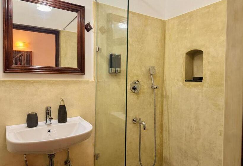 סוויטה נוף לים, La Plage Seaview Suites