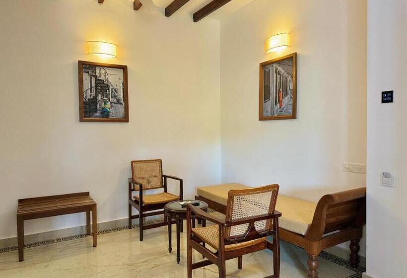 סוויטה נוף לים, La Plage Seaview Suites