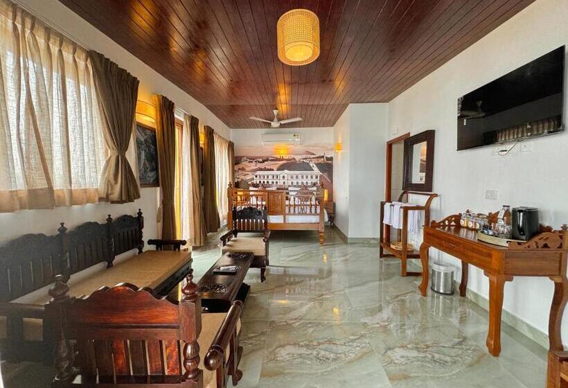 סוויטת סופריור נוף לים, La Plage Seaview Suites