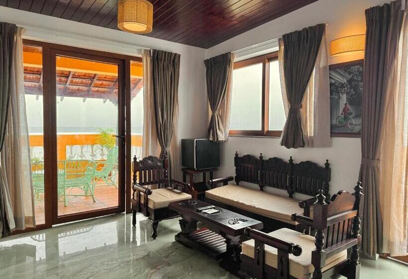 סוויטת סופריור נוף לים, La Plage Seaview Suites