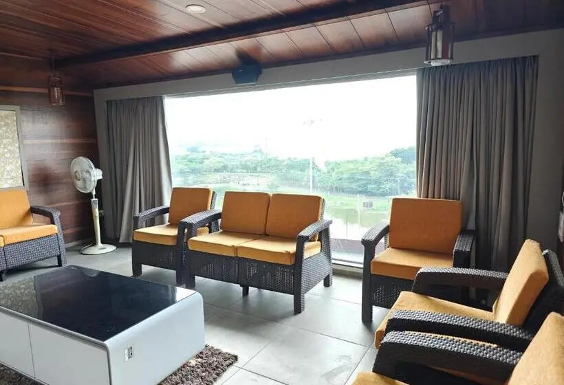 Suite with lake view, Siddharth Lake View Penthouse