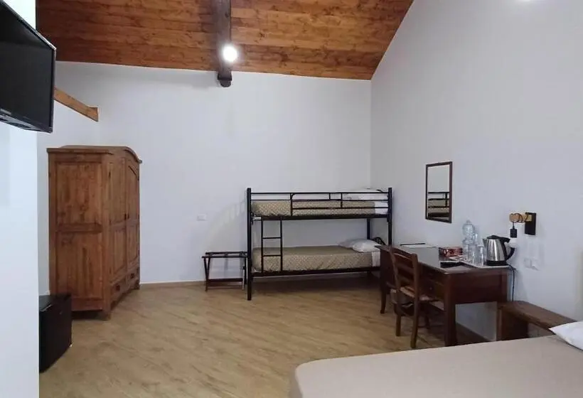 ファミリールーム, Agro 1798 Country Guest House