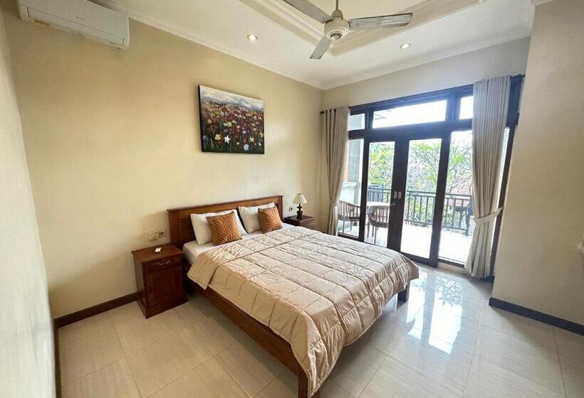 חדר סטנדרט עם מרפסת, Naeera Guest House