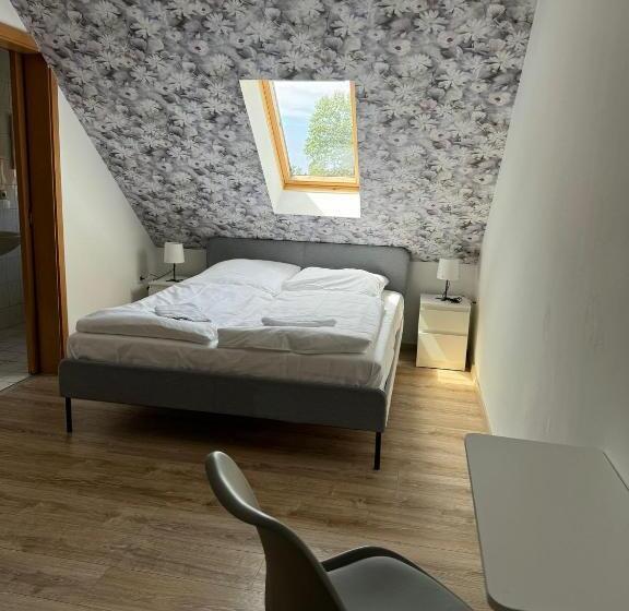 スタンダードルーム, Pension Kastanie