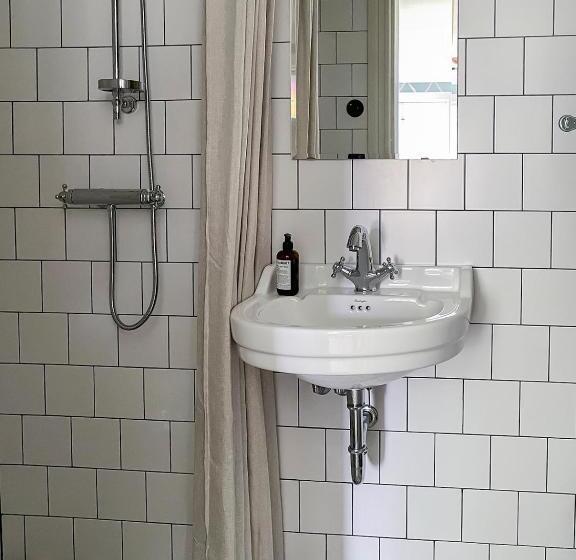 标准间, Trädgårdshotellet årås Säteri Och Trädgårdar