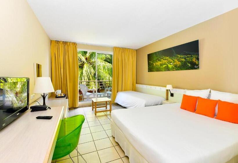 اتاق خانوادگی, Relais De L’hermitage Saint Gilles