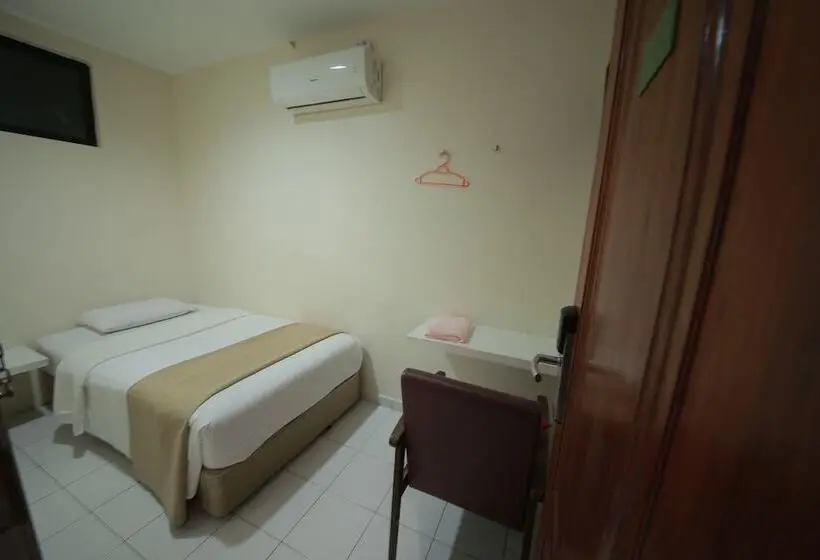 اتاق استاندارد یک نفره, Skudai