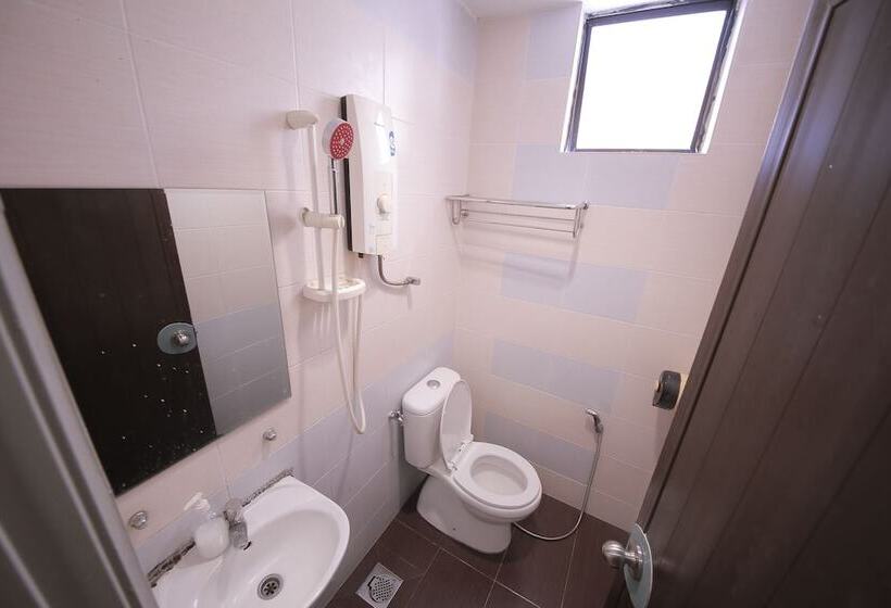 اتاق لوکس, Skudai