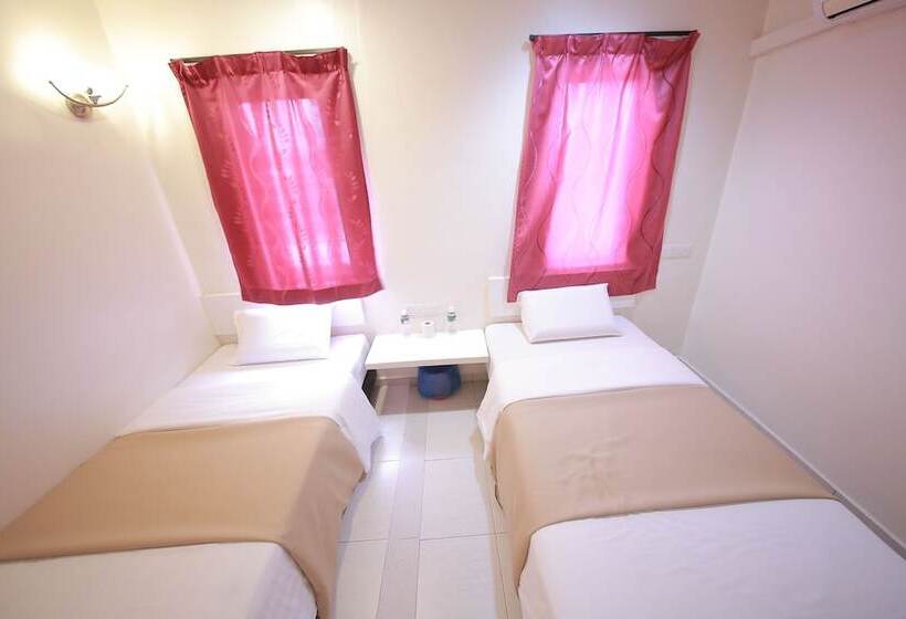 اتاق لوکس, Skudai