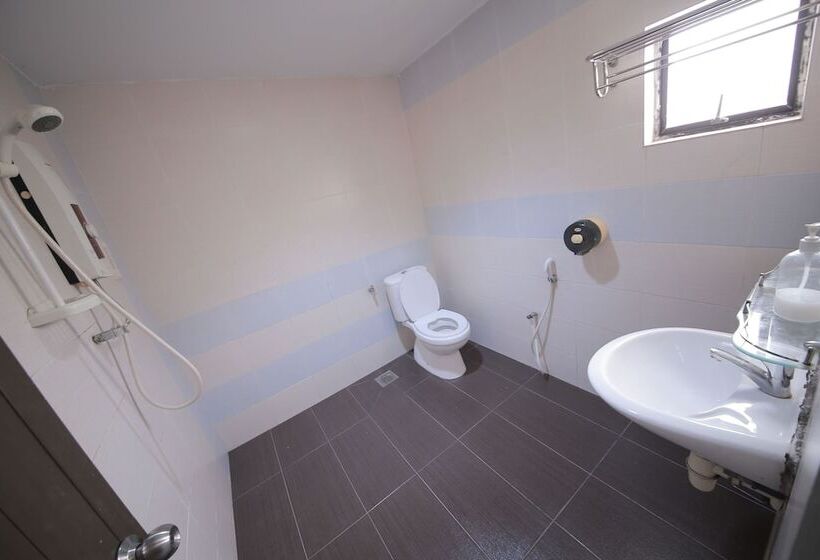 اتاق خانوادگی, Skudai