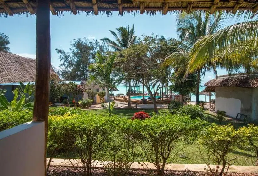 デラックスルーム, Tanzanite Beach Resort
