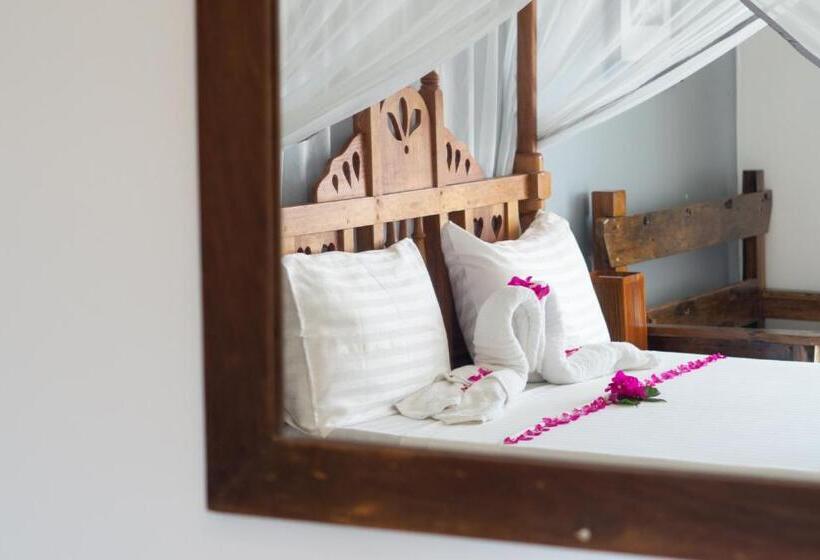 Четырехместный Номер Deluxe, Tanzanite Beach Resort