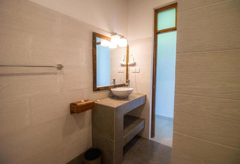 Четырехместный Номер Deluxe, Tanzanite Beach Resort