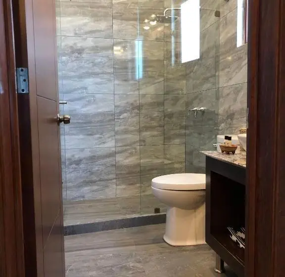 Standard Neljän Hengen Huone, Cuadra Casona El Calvario