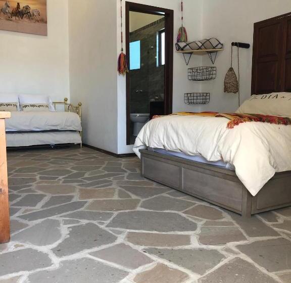 四人标准间, Cuadra Casona El Calvario
