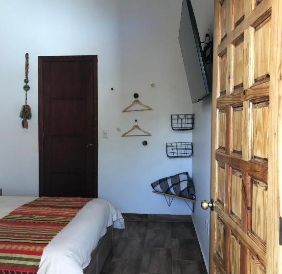 غرفة قياسية, Cuadra Casona El Calvario