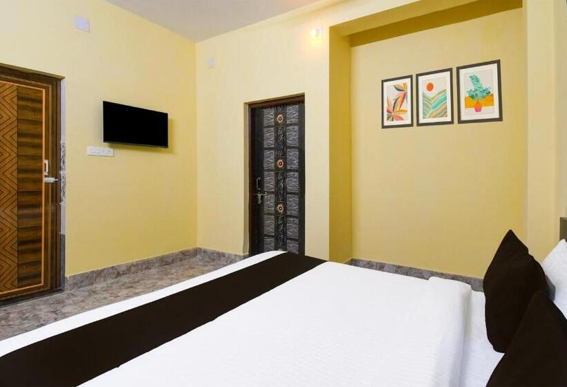 اتاق کلاسیک سه تخته, Fabhotel Airport Residency I