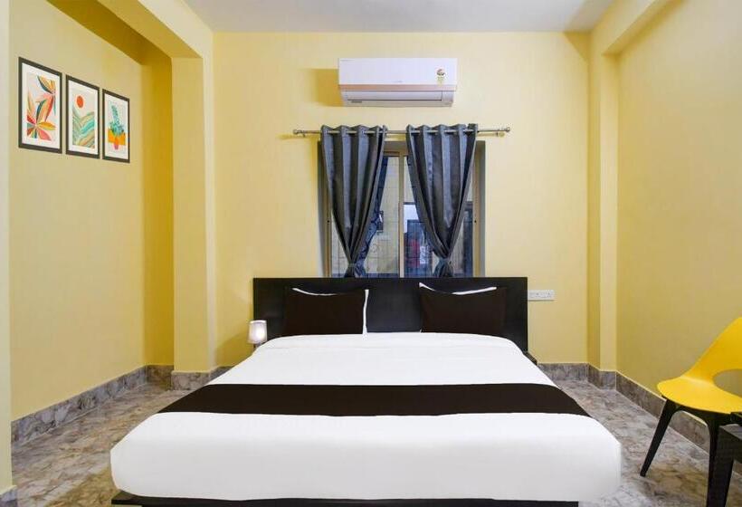 اتاق کلاسیک سه تخته, Fabhotel Airport Residency I