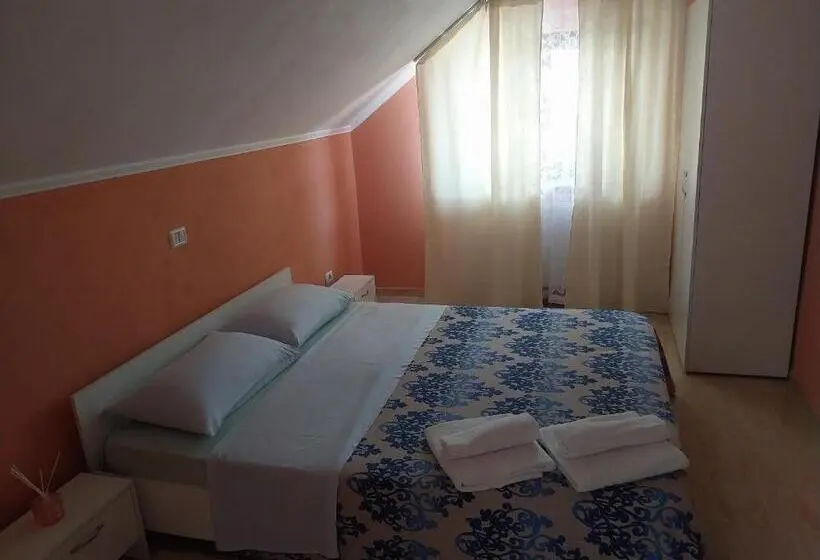 Standard-huone, Serena House