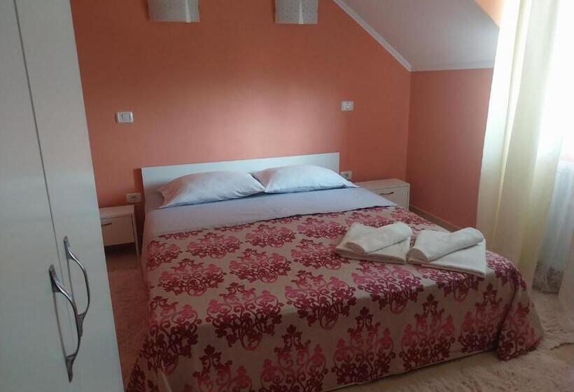 스탠다드 룸 공동 욕실, Serena House