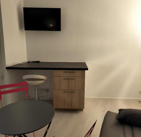 带露台的标准工作室, Studio Entre La Gare Et Le Vieux Port