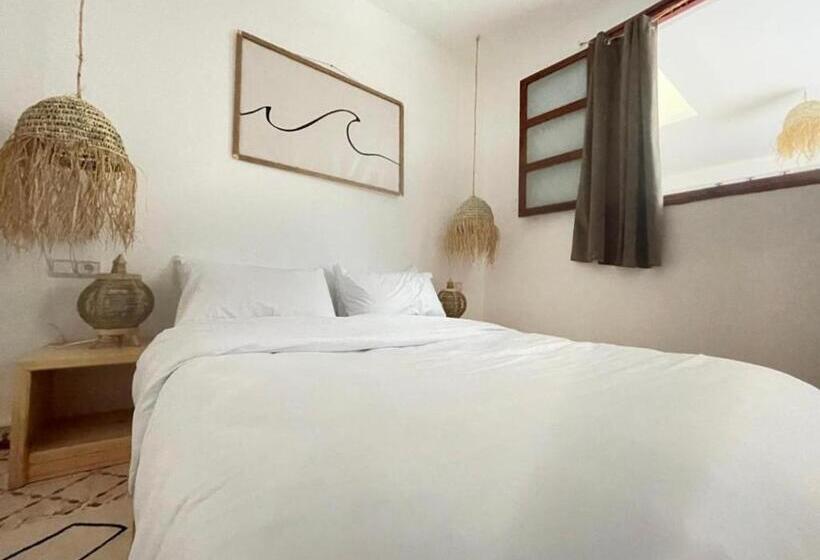 Номер Deluxe, Ecobay Hostel