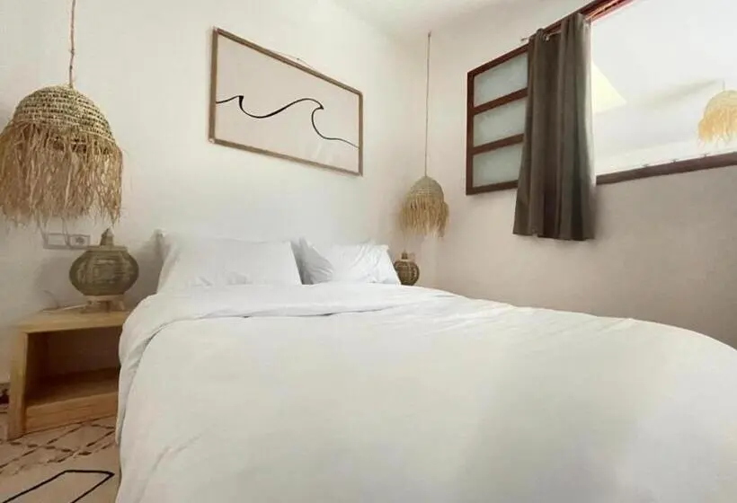 デラックスルーム, Ecobay Hostel