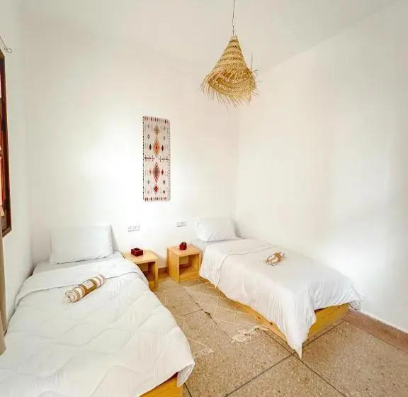 デラックスルーム, Ecobay Hostel