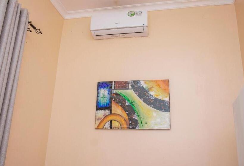 شقة غرفتين, Plavender Apartment