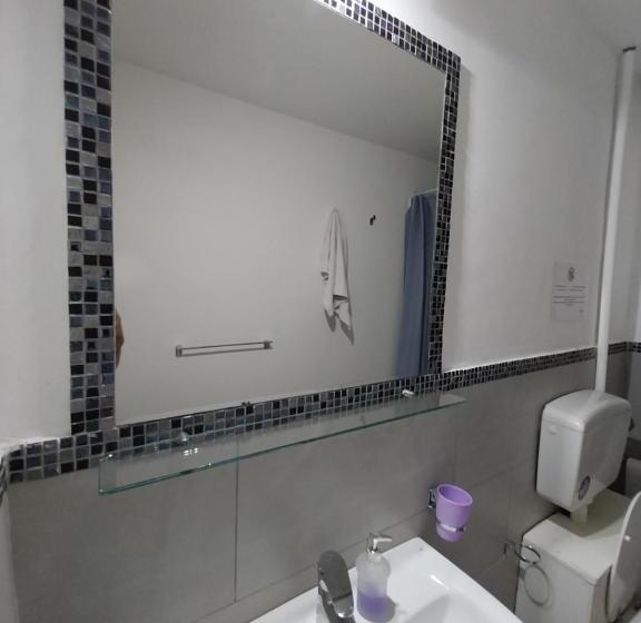 豪华三人间, Amaramas B&b Historic Center