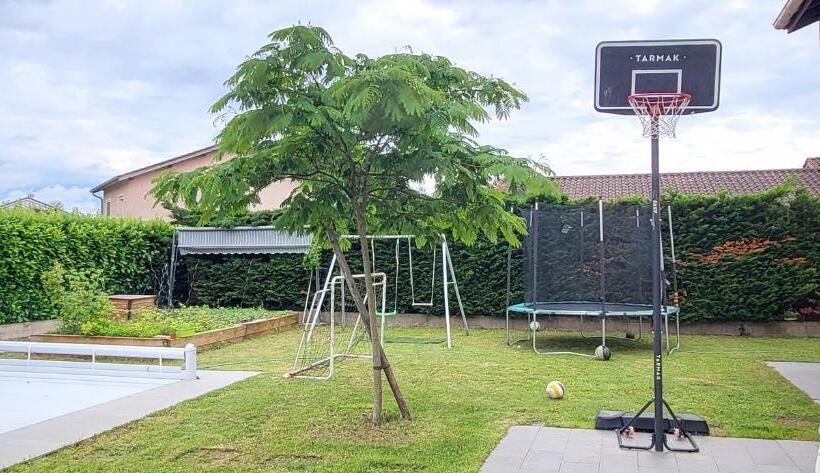 Семейное Студио, Escapade Relaxante Jonage