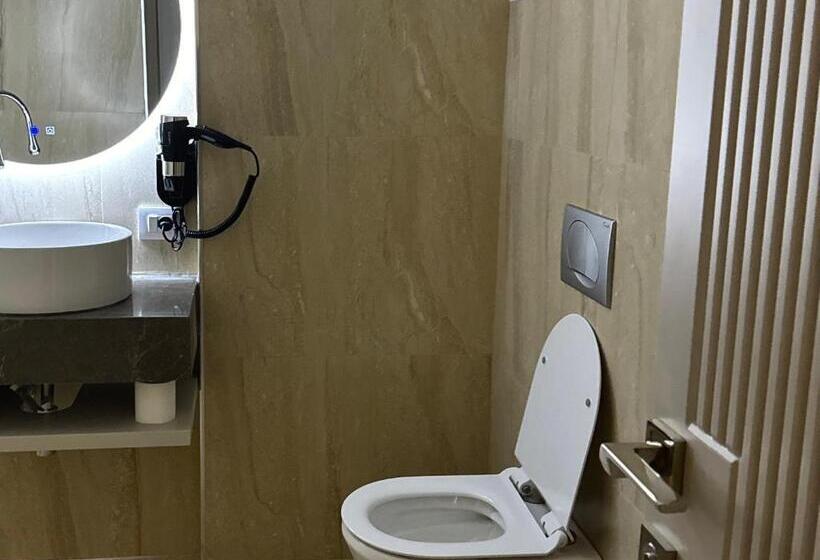 جناح مزود بجاكوزى, Anchor Luxury Rooms