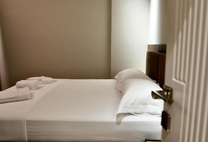 شقة غرفة واحدة, Anchor Luxury Rooms