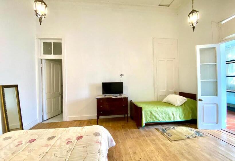 スタンダードトリプルルーム, Dolegant