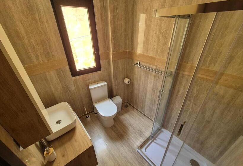 اتاق استاندارد با چشم‌انداز استخر, Hacienda Farmhouse By The Nest