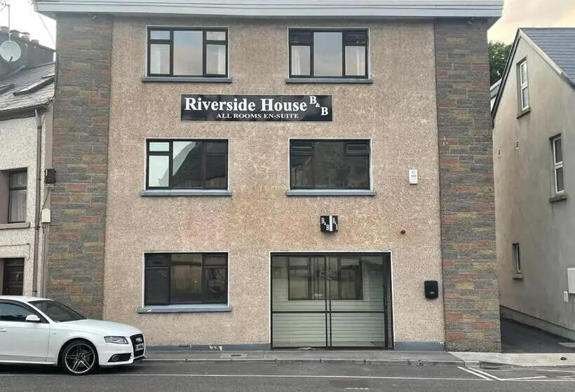 اتاق استاندارد, Riverside House