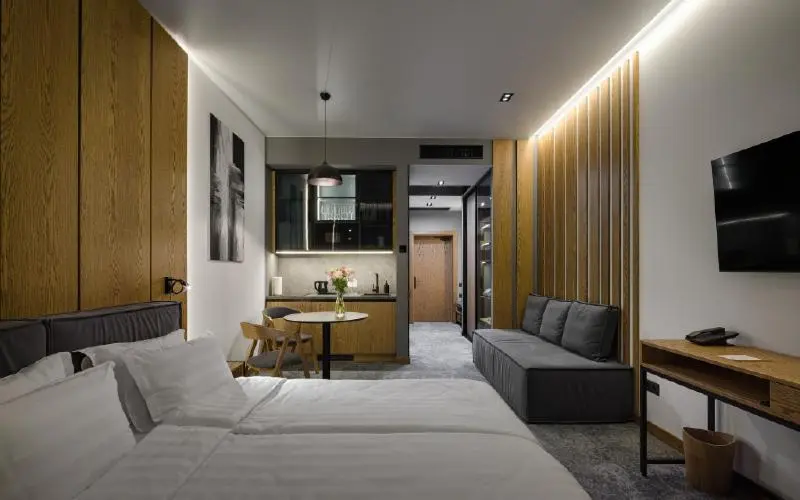 スタンダードルーム, Apartel Skhidnytsya