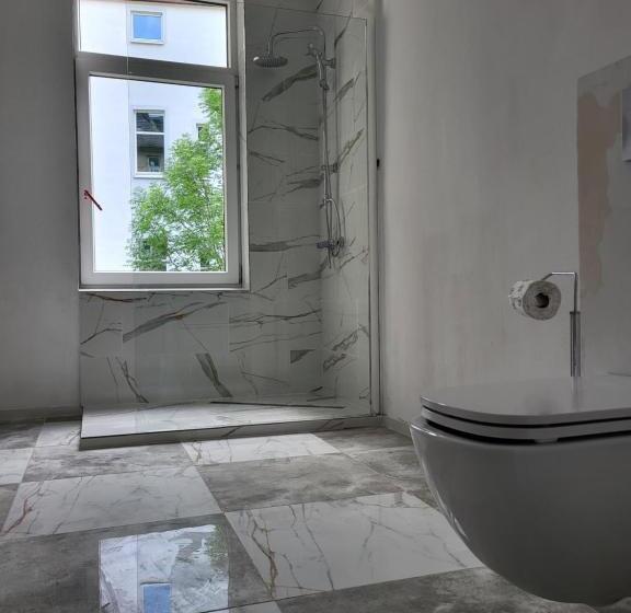 スタンダードトリプルルーム, Volkshaus Hbf Wg & Serviced Apartments