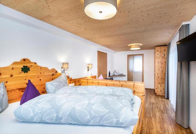 Estudio Estàndard, D Hoamatliab