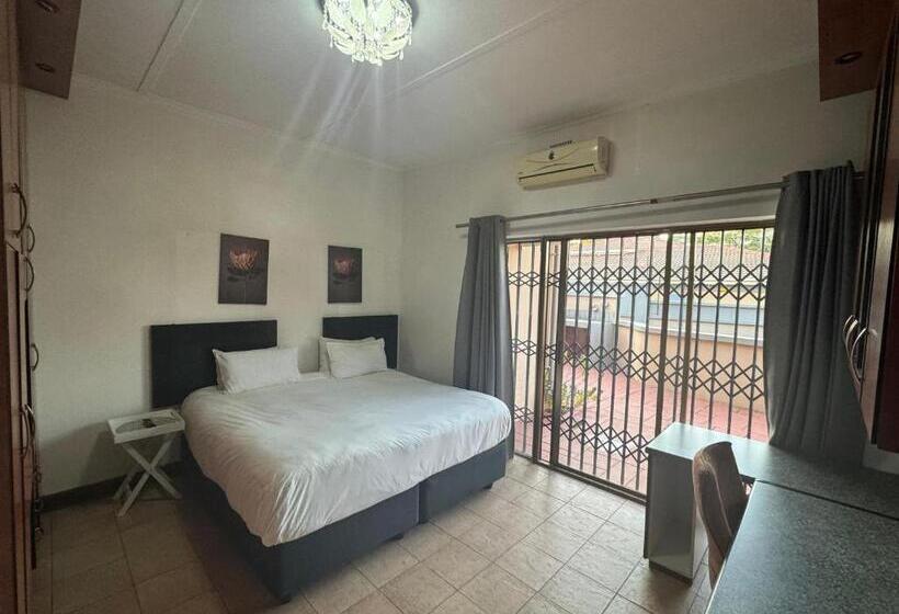 חדר סטנדרט, Leas Furnished Apartments Waterkloof