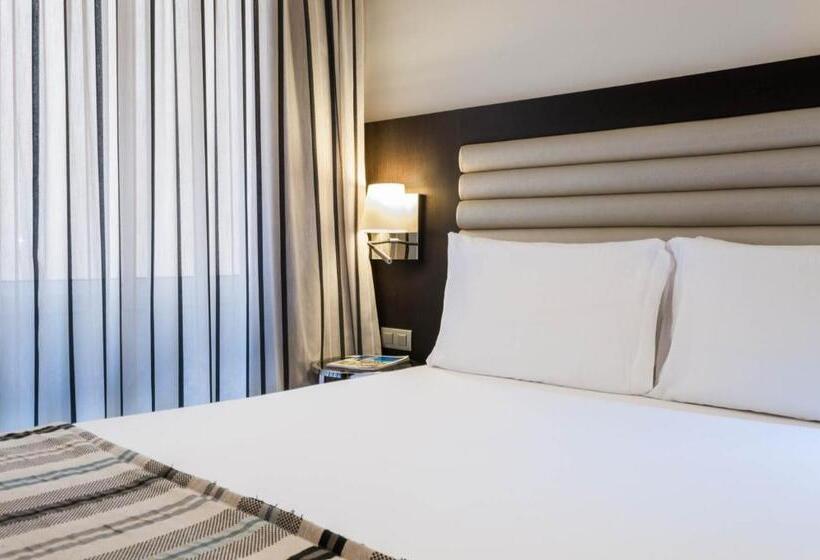 سوییت جونیور, Eurostars Casa Anfa