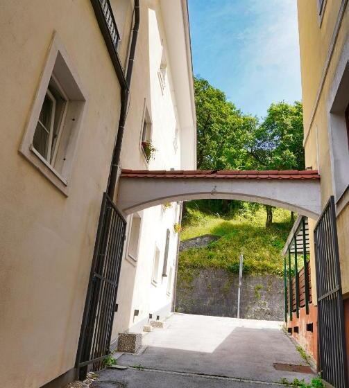 اتاق استاندارد یک نفره, Vila Sofia