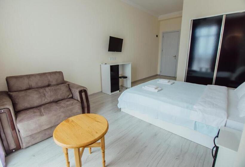 اتاق لوکس, Mimino Hotel Batumi